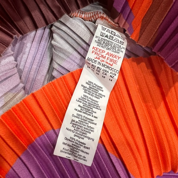 PrettyLittleThing Purple Orange Brown Print Plisse Maxi Skirt 10 - Picture 7 of 10